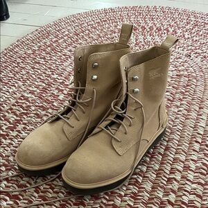 Sorel Light Tan Suede Lace-Up Boots